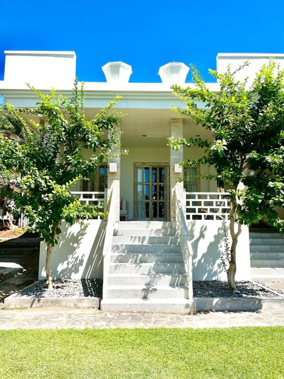 Dhauteya Villa Ambat エクステリア 写真
